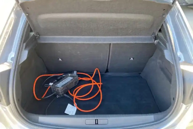 Peugeot 208 electrique 50 kwh 136ch — photo 10