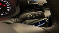 Toyota Yaris 116h Design 5p MY22 — photo 24