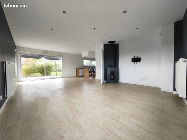 Propriété 5 pièces 140 m²
