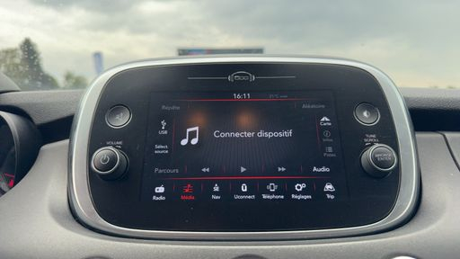 Fiat 500X 1.6 Multijet 120 - City Cross – 2018 – 136782 km – Diesel – Boîte Manuelle — photo 25