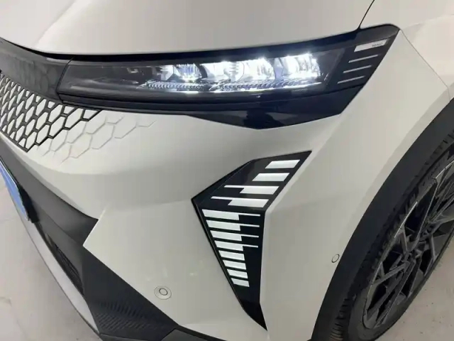 Renault Scenic e-tech électrique 220 ch grande autonomie — photo 35