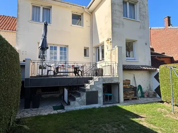 4 chambres et une salle de jeux au second