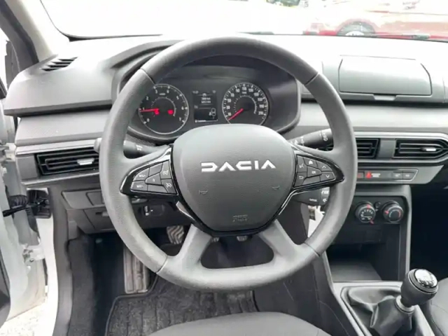 Dacia Sandero eco-g 100 — photo 15