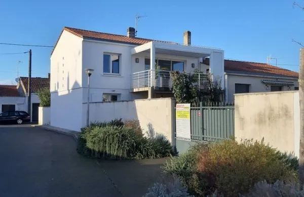 Belle Maison restaurée ROCHEFORT