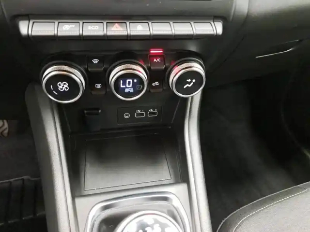 Renault Captur tce 100 gpl — photo 38
