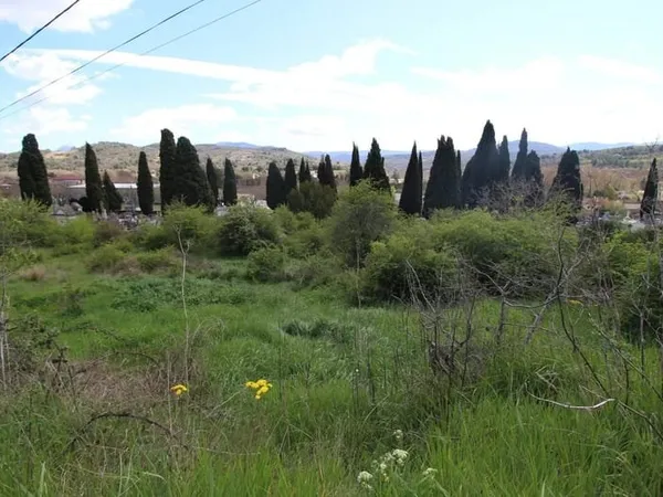 A vendre un terrain constructible de 3450m² proche du centre ville