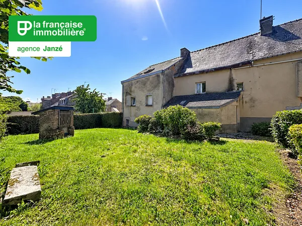 Maison de ville à fort potentiel - en plein coeur de ville
