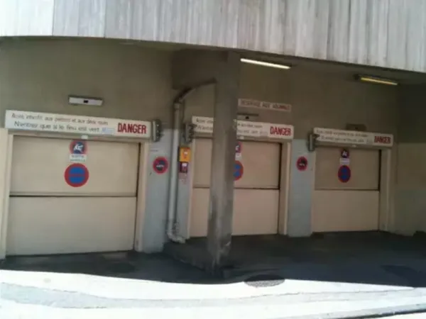 Vends parking - 10m²