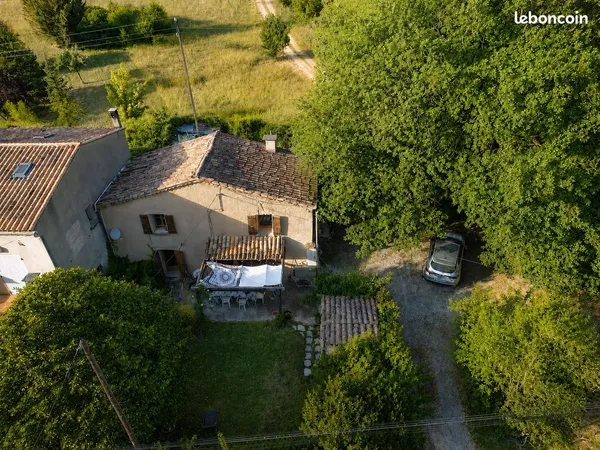 Propriété 6 pièces 120 m²