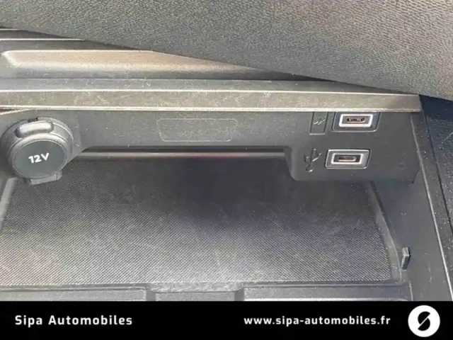 Opel Astra 1.2 turbo 130 ch bvm6 — photo 32