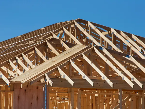 La maison à ossature bois : performance, durabilité et démarches de construction