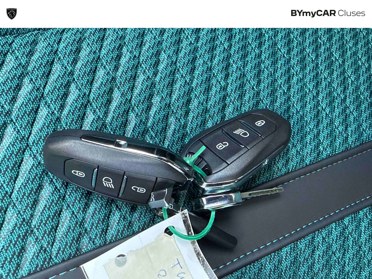 Peugeot 208 Hybrid 110 ch e-DCS6 — photo 25