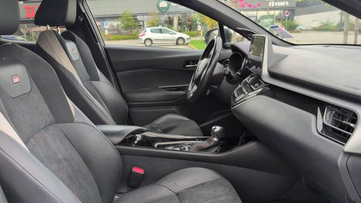 Toyota C-HR 2.0 VVT-184 Hybrid CVT - GR Sport – 2022 – 101135 km – Hybride essence – Boîte Automatique — photo 11