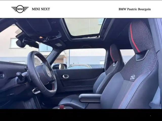 Mini Cooper 3 portes s 204ch jcw dkg7 — photo 10