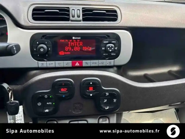 Fiat Panda 0.9 85 ch twinair s/s 4x4 — photo 24