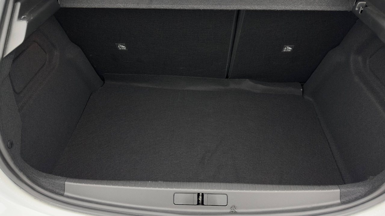 Opel Corsa 1.2 75 ch BVM5 — photo 24