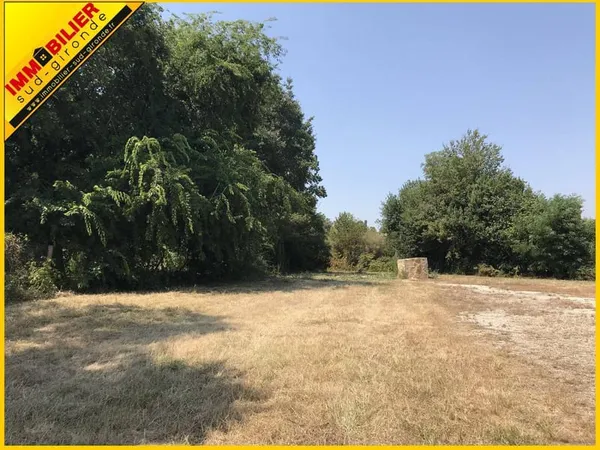Terrain 760 m²
