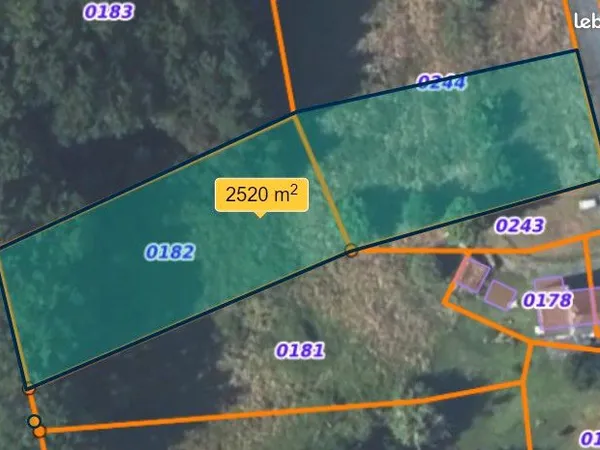 Terrain constructible