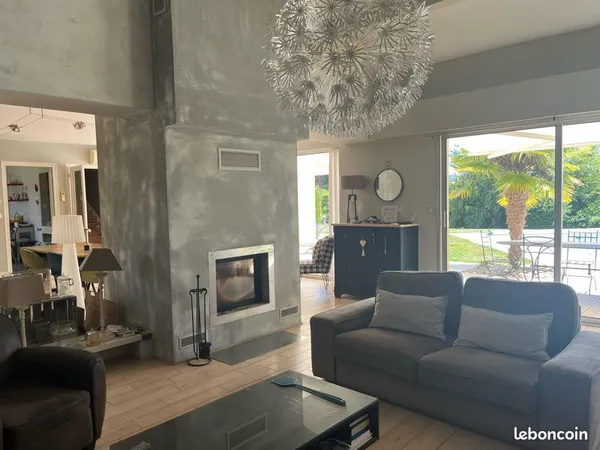 Maison contemporaine en bourgogne du sud