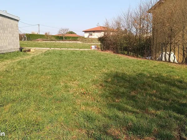 Terrain 525 m² Pizay
