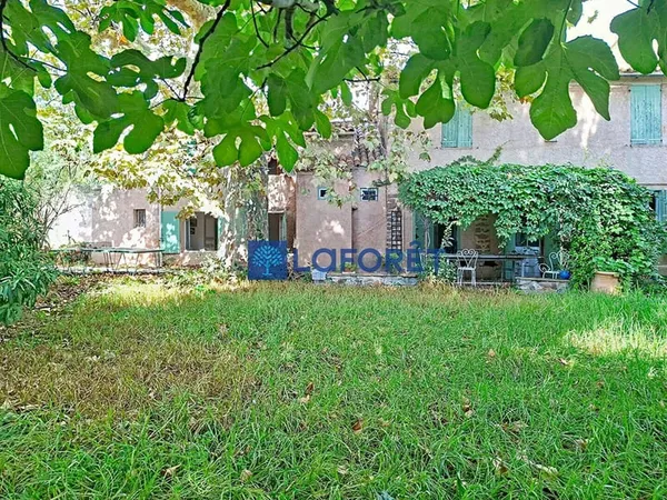 Maison de plain-pied 6 pièces 120 m²