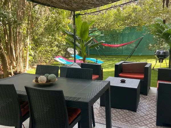 Maison avec jardin au calme