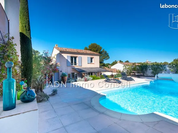 Propriété 5 pièces 125 m²