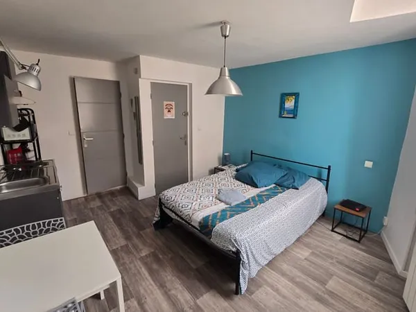 Studio 1 pièce 18 m²