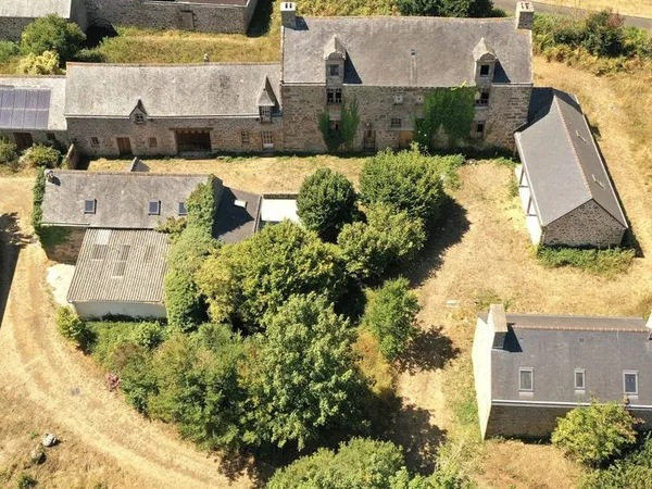 Propriété 10 pièces 400 m²