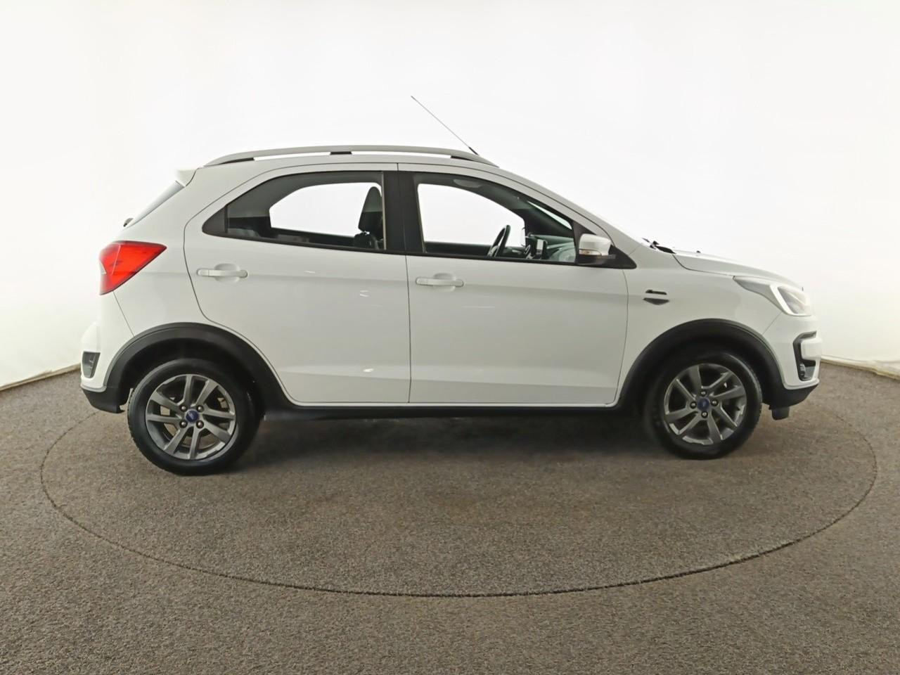 Ford Ka + 1.2 85 ch s&s active — photo 4