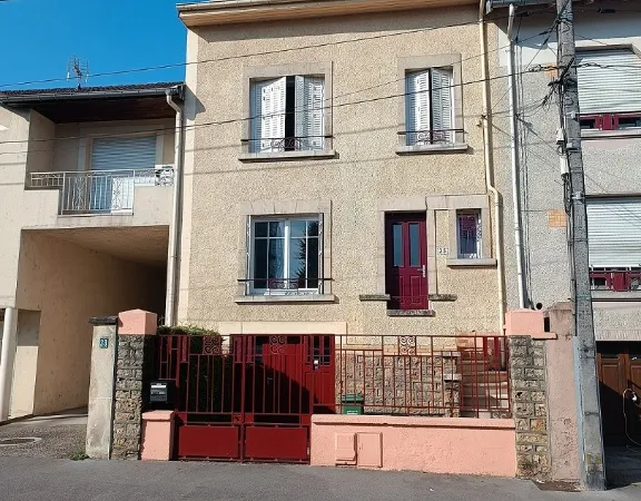 Maison 7 pièces 143 m²