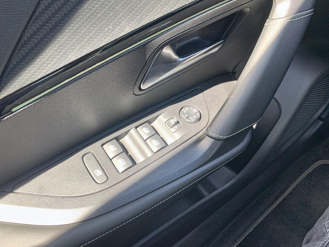 Peugeot 2008 1.2 puretech 130ch s&s gt eat8 — photo 16