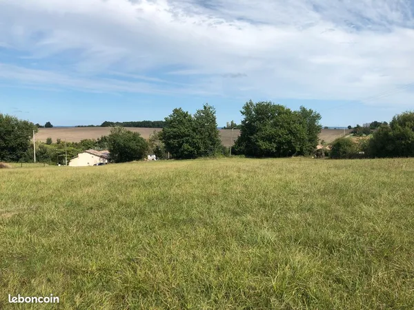Terrain constructible à vendre La Bénèche Caussade 82300