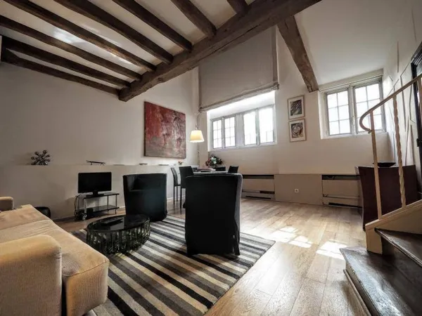 Appartement 4 pièces 77 m²