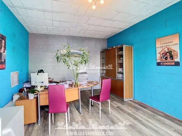 local commercial habitation