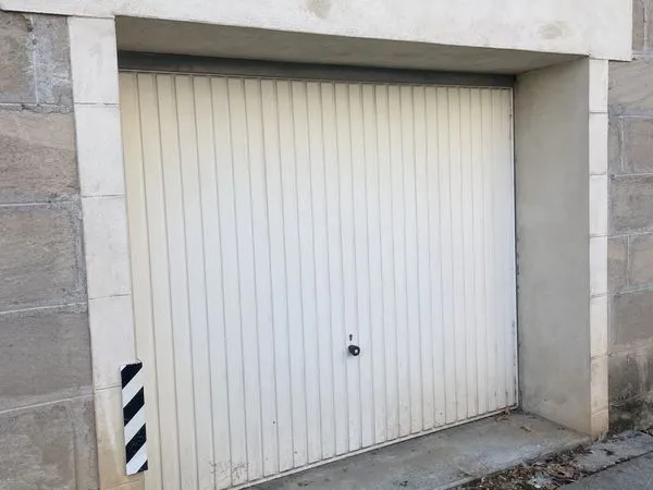 Parking/box 23 m² Brive-la-Gaillarde