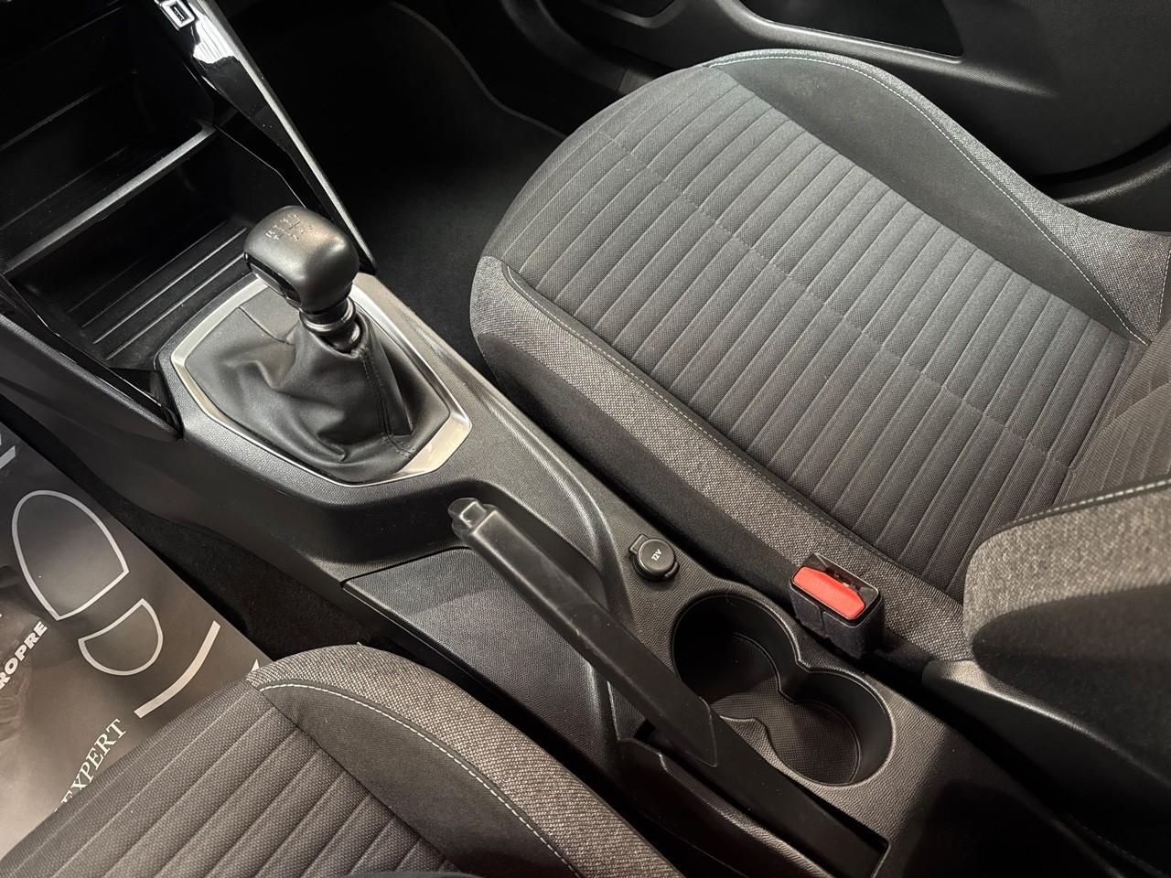Peugeot 2008 1.5 bluehdi 110ch s&s style — photo 19