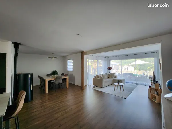 Maison FROSSAY 4 chambres