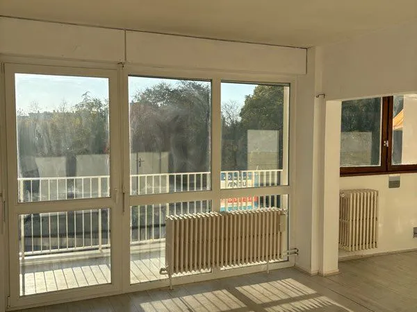 Studio 28 m² - Sablon