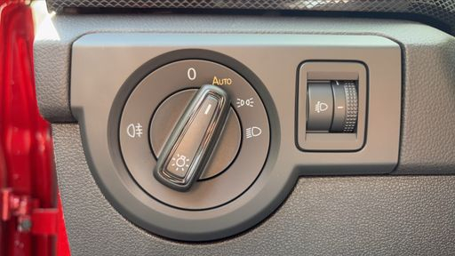 Volkswagen T-Cross 1.0 TSI 115 DSG7 - Vw Edition – 2024 – 5076 km – Essence – Boîte Automatique — photo 2