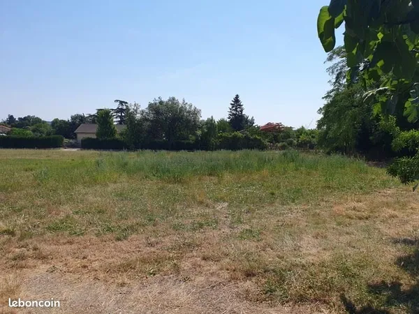 Terrain 1 170 m² Roquefort