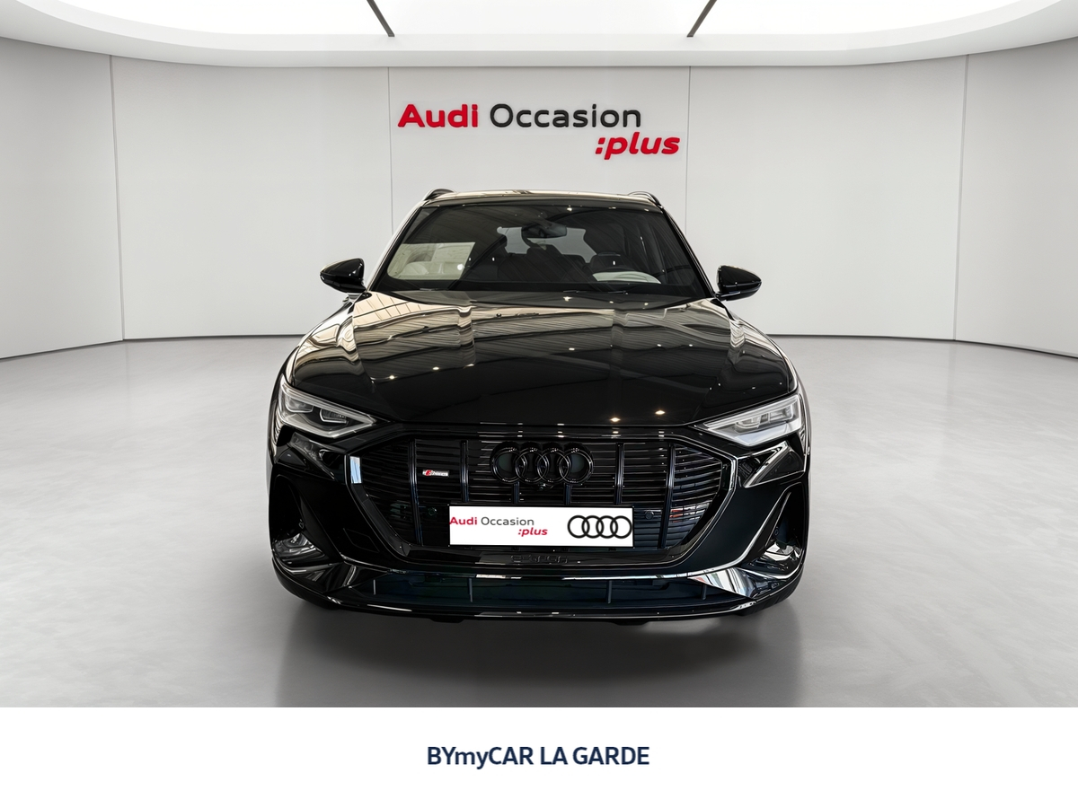 Audi e-tron 55 quattro 408 ch — photo 8