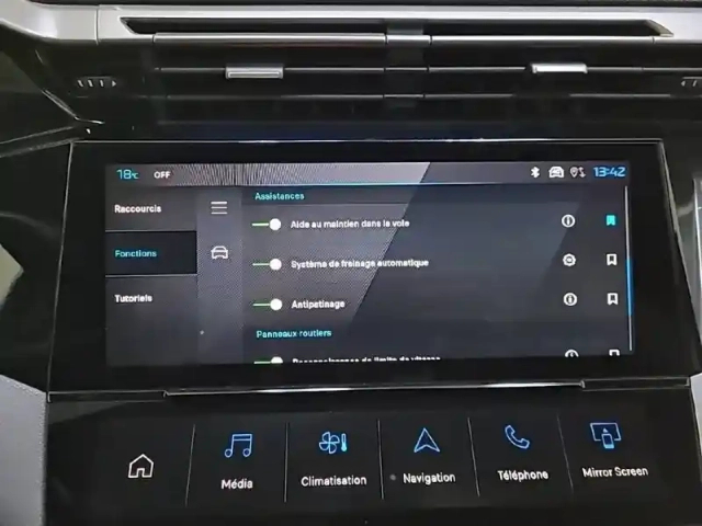Peugeot 408 phev 225 e-eat8 — photo 59