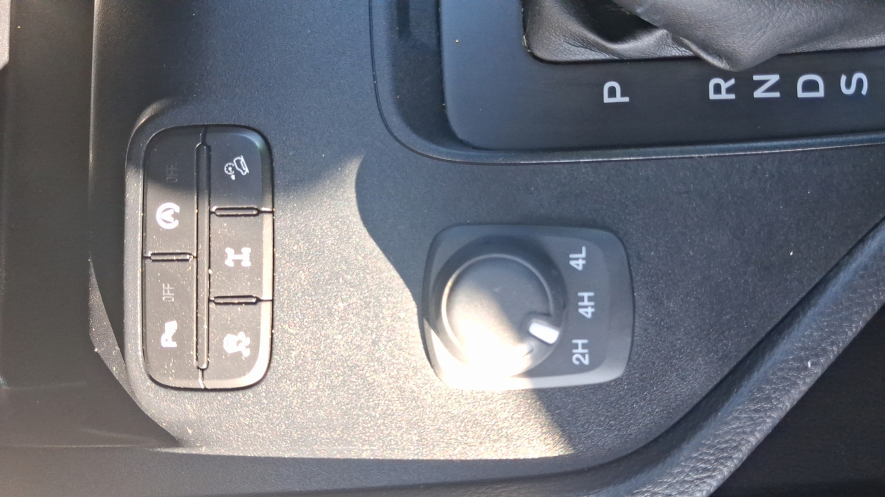 Ford RANGER DOUBLE CABINE 2.0 ECOBLUE 213 BV10 — photo 17