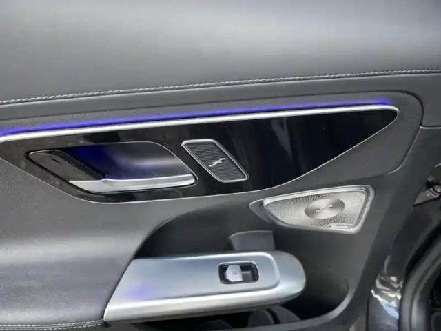 Mercedes Classe C 220 d berline amg lin — photo 9