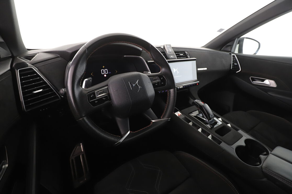 DS Automobiles DS7 Crossback 2.0 Blue-HDi Performance Line + Automatique — photo 10