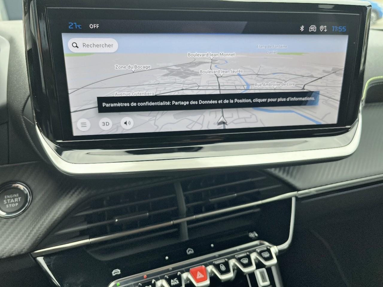 Peugeot 2008 hybrid 145 ch e-dcs6 gt — photo 15
