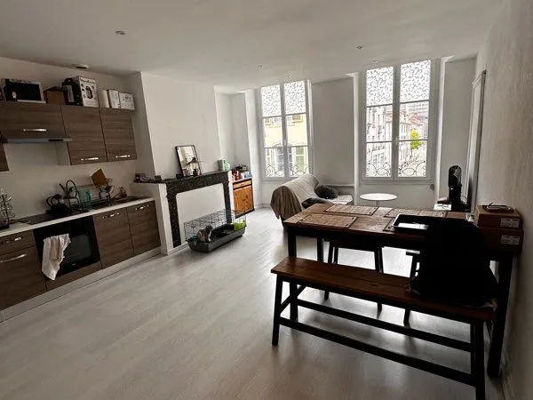 Appartement F3 à louer - Centre-ville (70 m²)