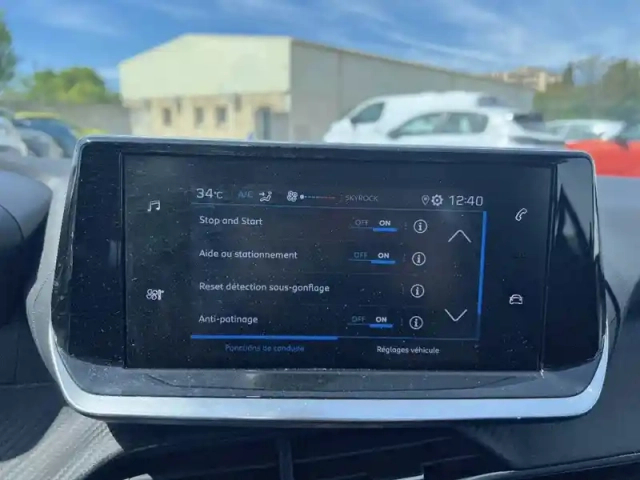 Peugeot 208 puretech 100 s&amp;s bvm6 — photo 19