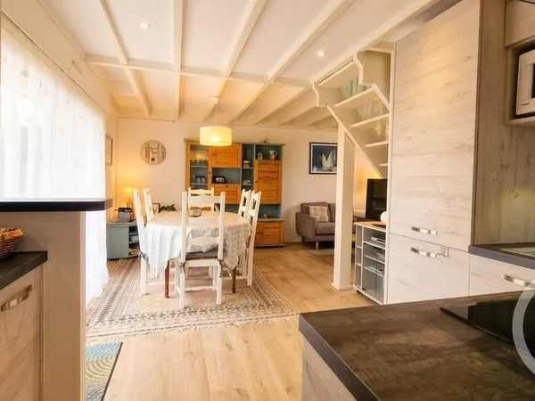 Appartement 5 pièces 75 m²
